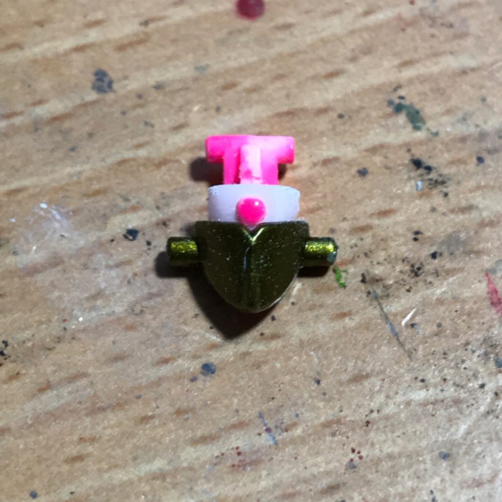 はめるとこんな感じに。