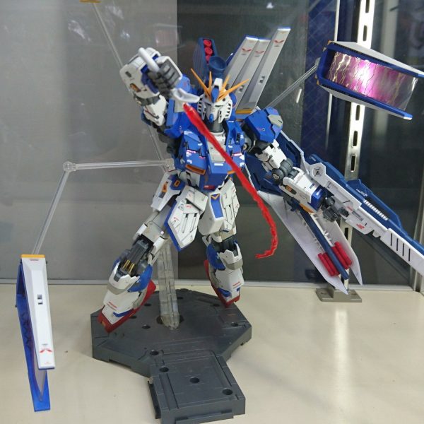 ν[NEU]ガンダム3号機   カミーユ・ビダン カスタム(MG ν[NEU]ガンダム Ver.ka 使用)