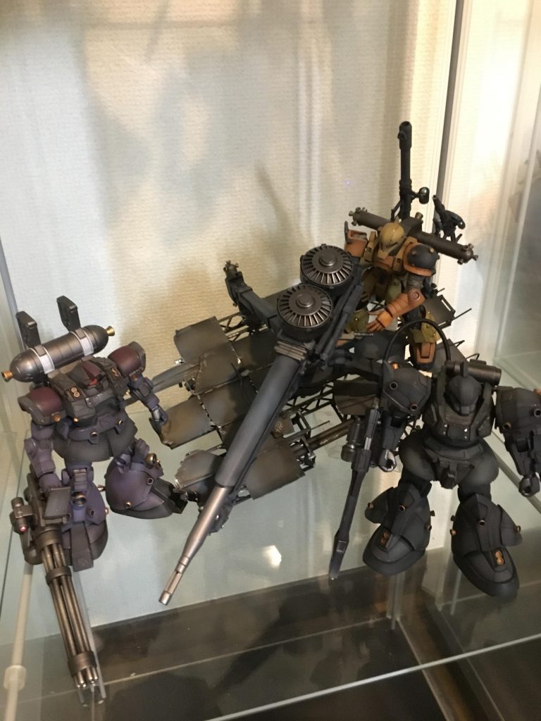 サンダーボルト風キットたちです。