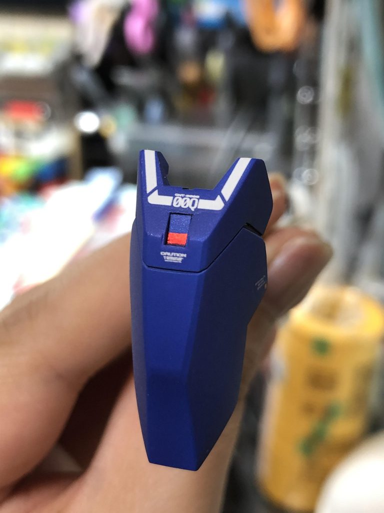 レッドポイントはテプラデカールのメタリックレッドを貼りました
デカールなので使いやすいのです