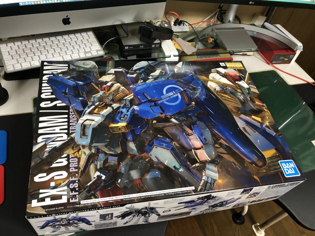 でけー　さすがは１万越えのプラモだー　