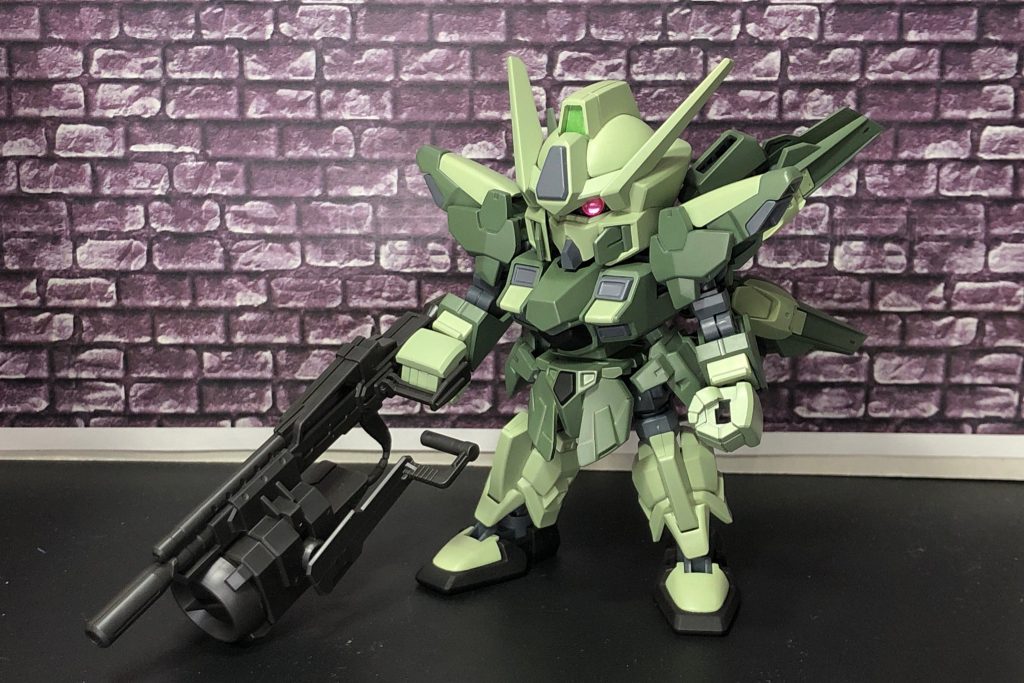 CSフレーム仕様だと、スマートさがましますね。Iフィールドランチャーを構えるのもスムーズです。