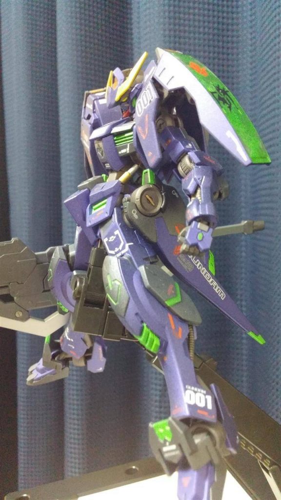 バルバトス　初号機カラー–2枚目/制作者：すーぎー