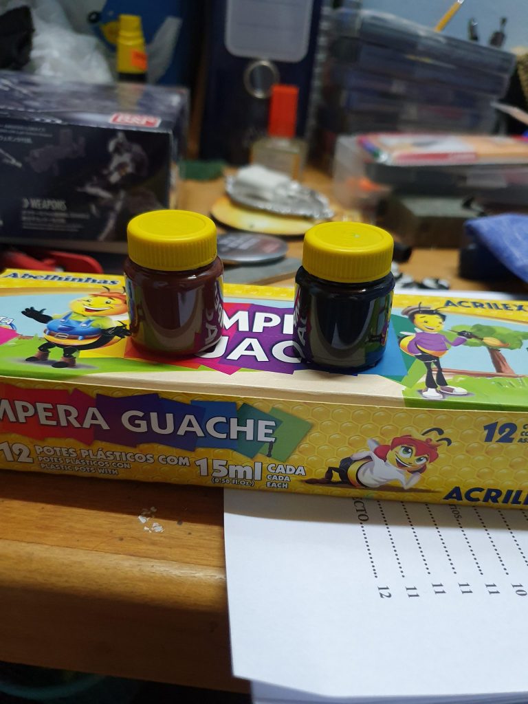 汚し塗装に使ったのは、これです。プラモを塗装するには、適さないやつです けど プラモを汚すには、適しています!