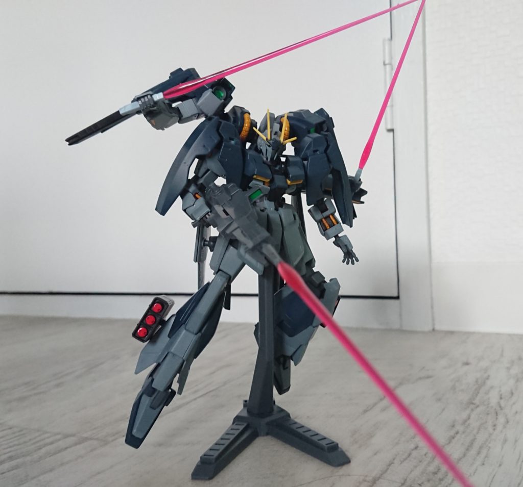 バックパックにはサブアーム