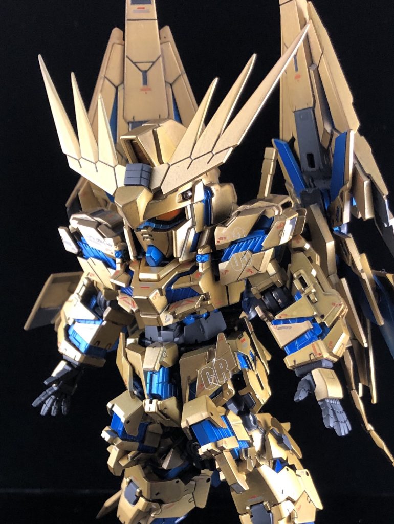 RGのパーツのディテールに負けないように、全身に新規で筋彫りを入れております。