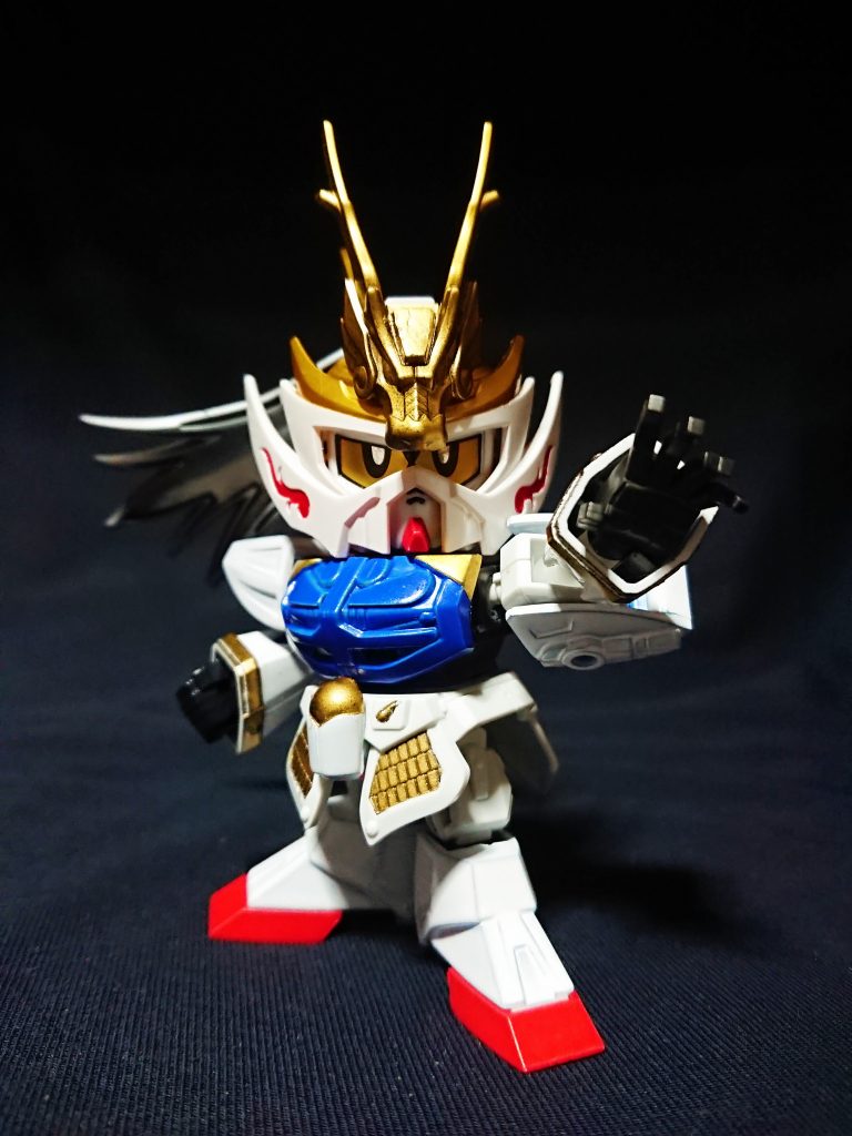 400年前に項羽との戦いを制し、三璃紗を統一した英雄で龍帝の化身。
復活した項羽に対抗すべく、夏候嬰たち他の四神の化身と共に新たな姿で復活。
真龍帝剣から月光龍覇斬を繰り出し、楚の国復興を阻止する。