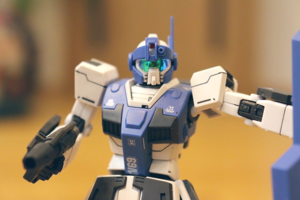 偏光シールはハイキューパーツのミラージュグリーン。ピシッと貼れなかったけど男前度アガるなー。