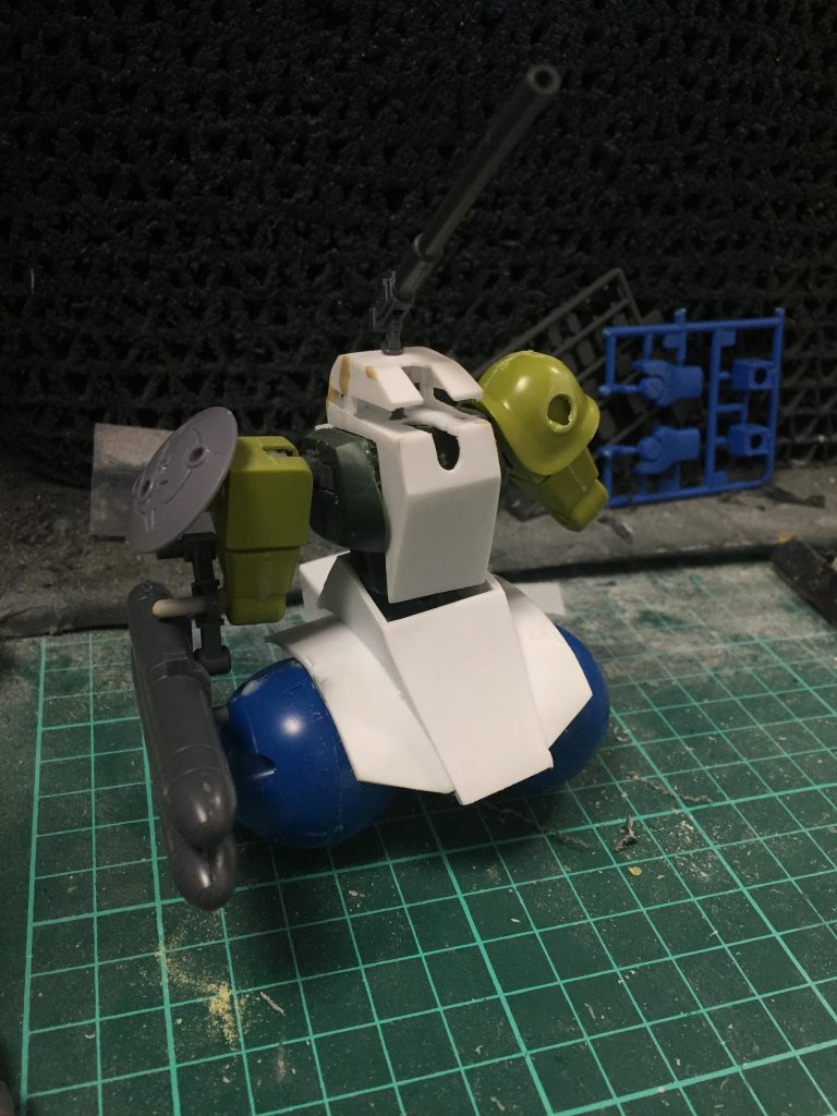 ここからは制作過程.
ベースキットの紹介をします( ˙꒳˙  )
胴体:HGUCザクⅡ プラ板 パテ
腕:旧キットMSV ザクマインレイヤー プラ板 パテ
下半身:HGUCザクⅡ ドラッツェ waveタンク(大)
武装:キャンペーンのミサイル ドラッツェの手持ちガトリング+ガンキャノン最初期型のシールド