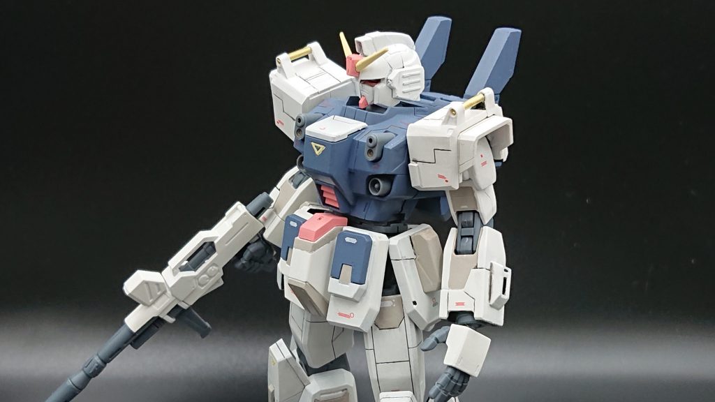 肩のパイプはカットして真鍮線に置き換え