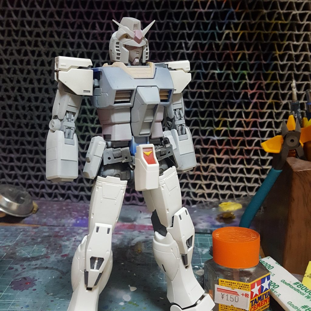 仮組み途中
各パーツでスタイルやディテールが違うので悩みました