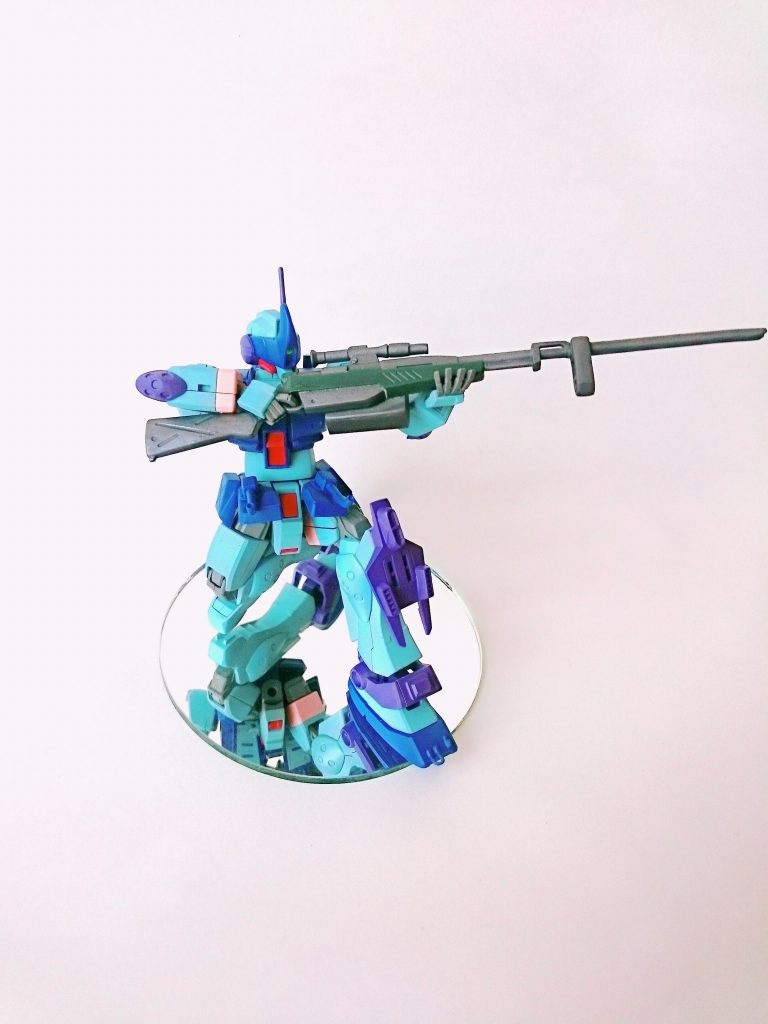 スナイパーライフル構えてみた
なかなか難しいww