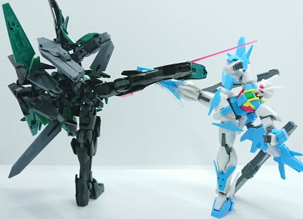 対決イメージその2。スカイレガースとビームサーベル&ブランドマーカーで蹴り対決。