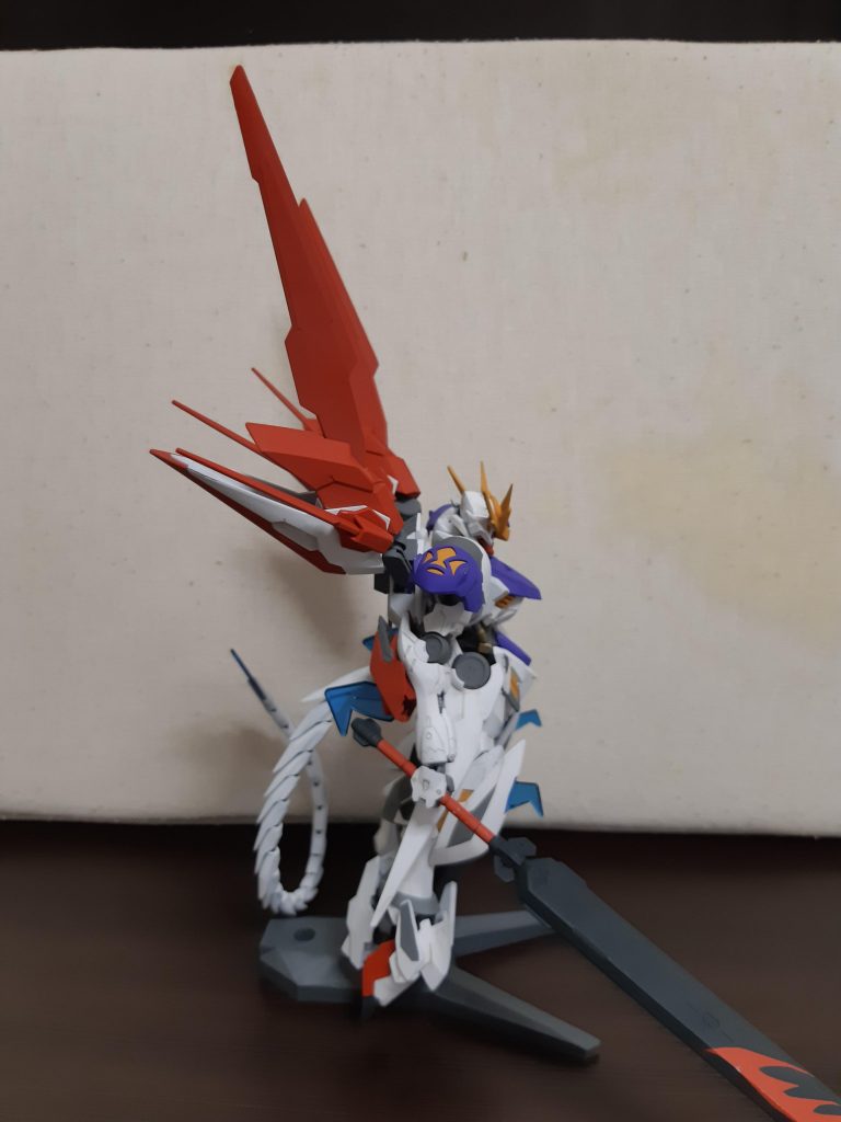 それではぐるっと一周見ていきましょう。
まずは右手側。