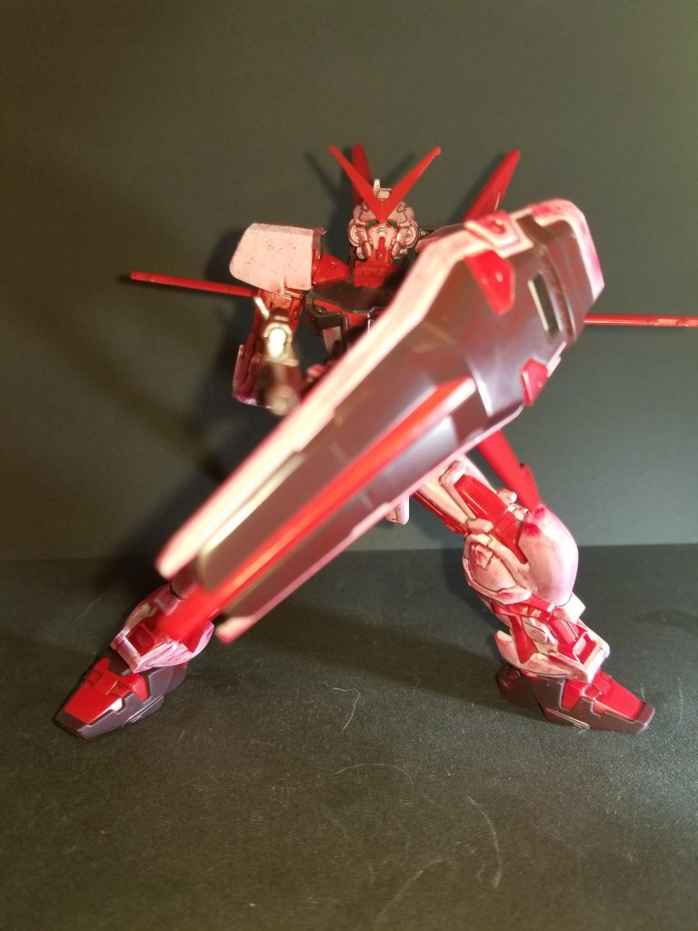 盾なんかは面積が広くて殆どフィルタリングって感じですよね。
いや、そうはいっても技法の違いが分からないのでよくわからないまま言ってます。
すいません。