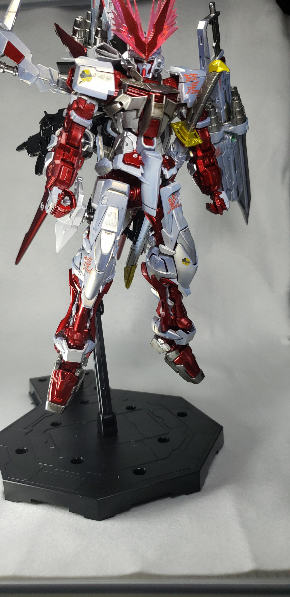 MG ガンダムアストレイ レッドドラゴン｜鈴木 克海さんのガンプラ作品 