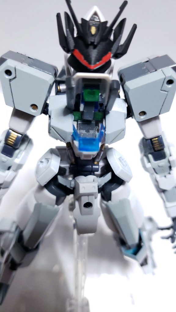 コックピット
普通より少し大きめです
ヒンジパーツはZⅡのパーツを使用