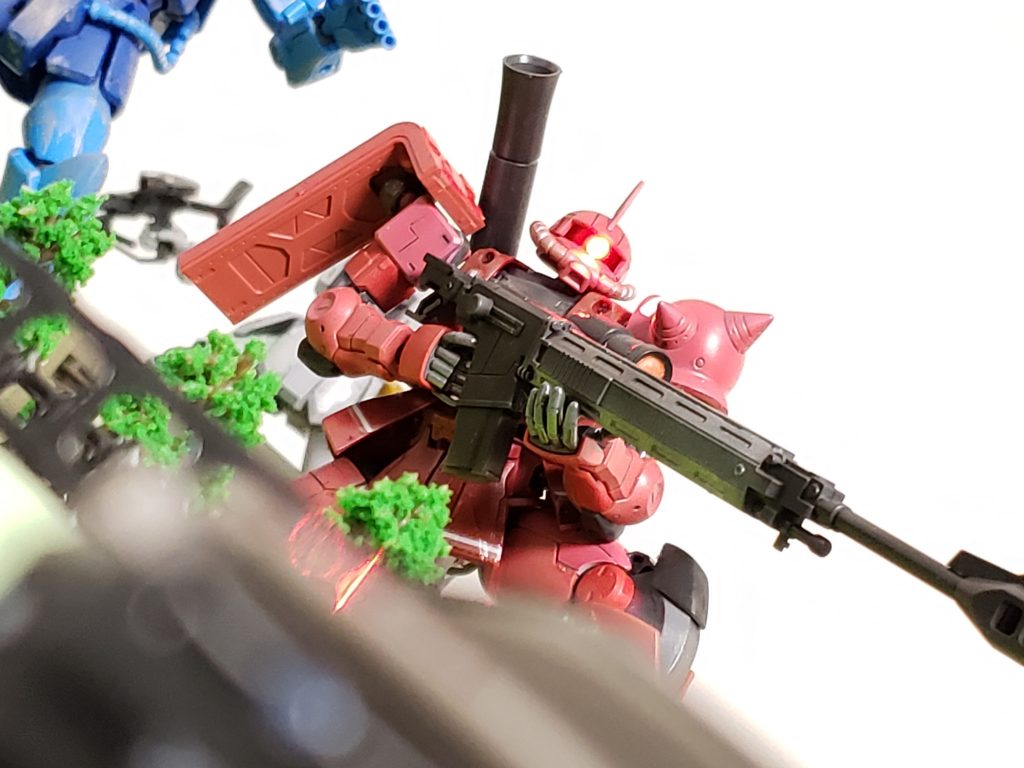 【発行改造】originシャアザク–9枚目/制作者：ワトゥ