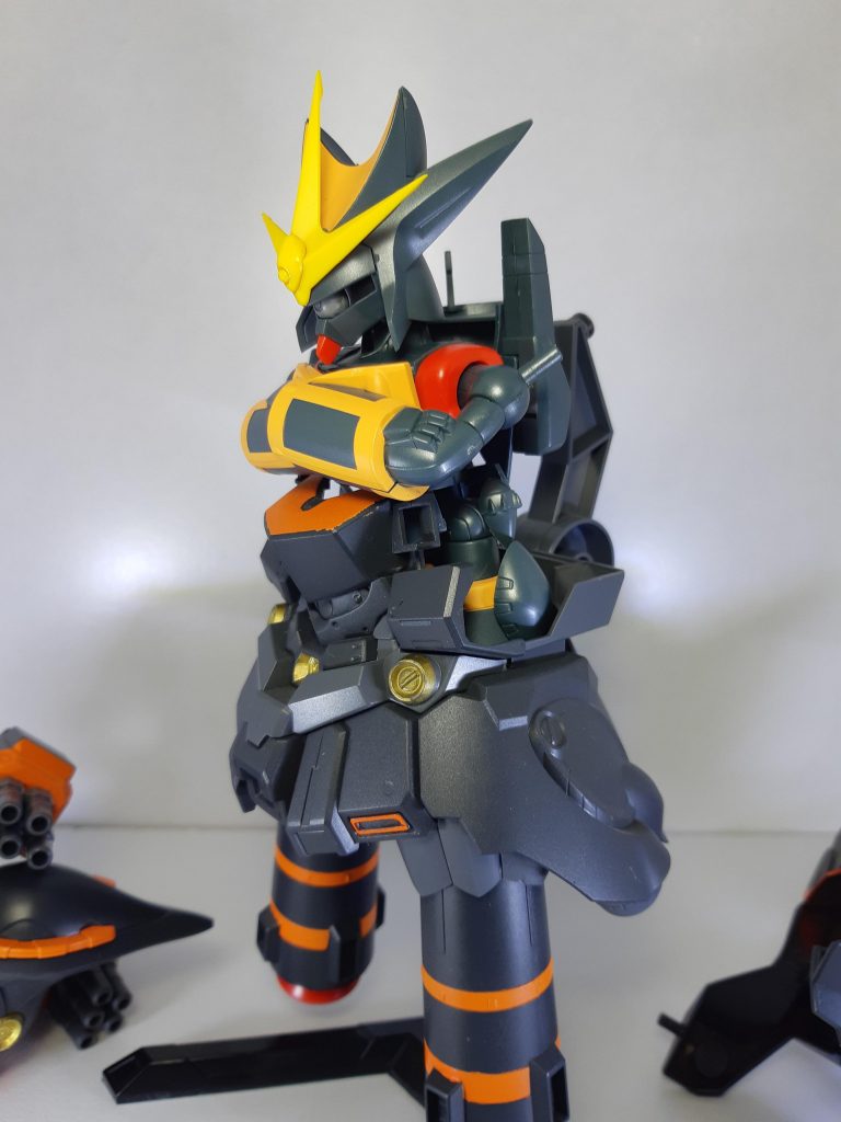 肩のパーツを外して、あとはそのまま合体です。