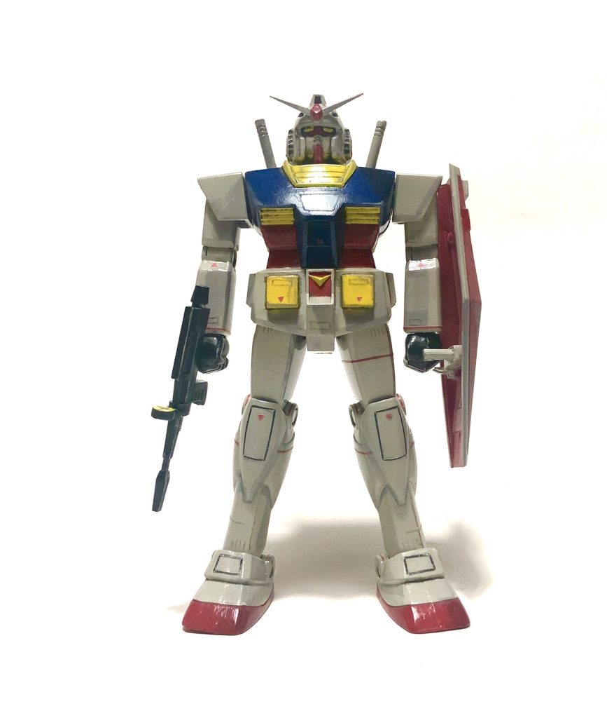 まえ
令和元日に完成チャレンジでガンダム作りました。
 
ガンプラの原点
 
この定価¥300のガンダムに熱狂した事を振り返りながらのガンダム製作。
 
「わかってくれるよね?ララァにはいつでも会いに行けるから…」