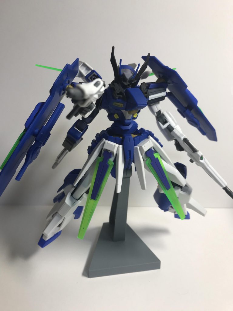 ライフル構え
F-91から貰いました
未来感出てて好きなので