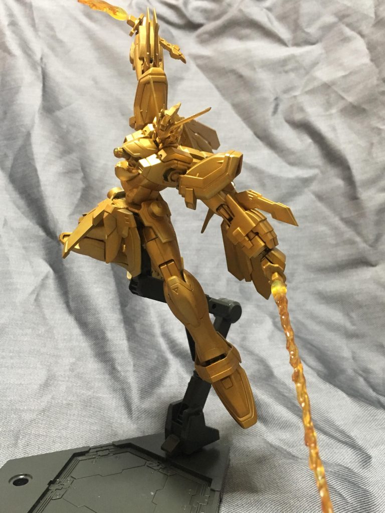 ウィングの可動によってハッタリも効くようになってます