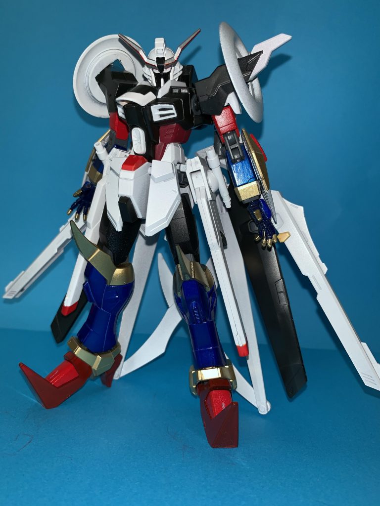 フロント。一応素体のみでも成立するように作ったんですけど写真で見ると貧相だったのでいきなりこちらで。うまくローブっぽく見えてると嬉しいです。