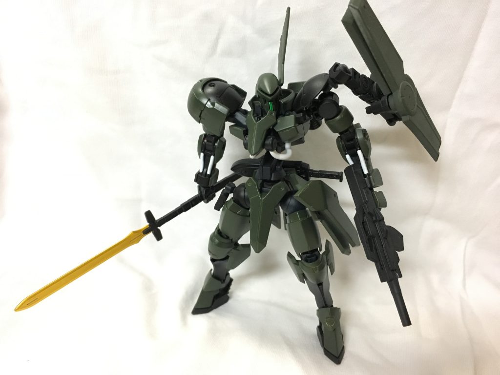 グリムゲルデ・スナイパーカスタムアサルト形態
戦況によって前衛を担わざる負えない場合、敵基地・本拠地に攻め込む場合にとる形態です