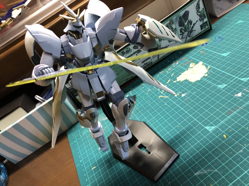 蝶のように華麗に飛んで鋭い一撃を放ちます！