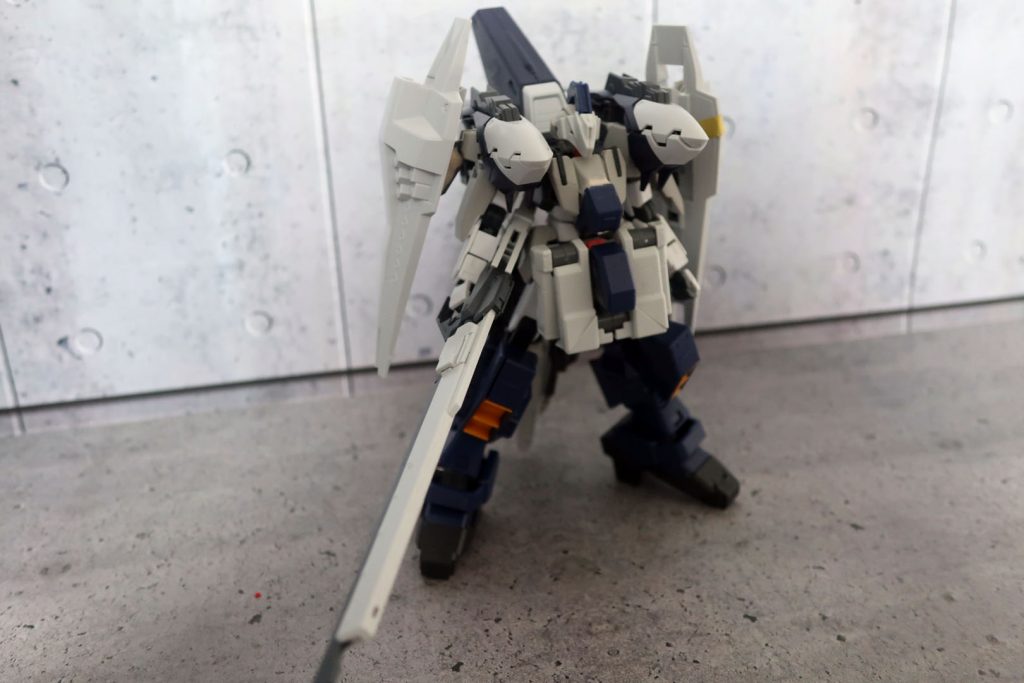 塗る前だとかろうじてケルディムっぽいパーツが見えてるので(-_-;)一応膝から下以外はケルディムのフレーム使ってるんだよ