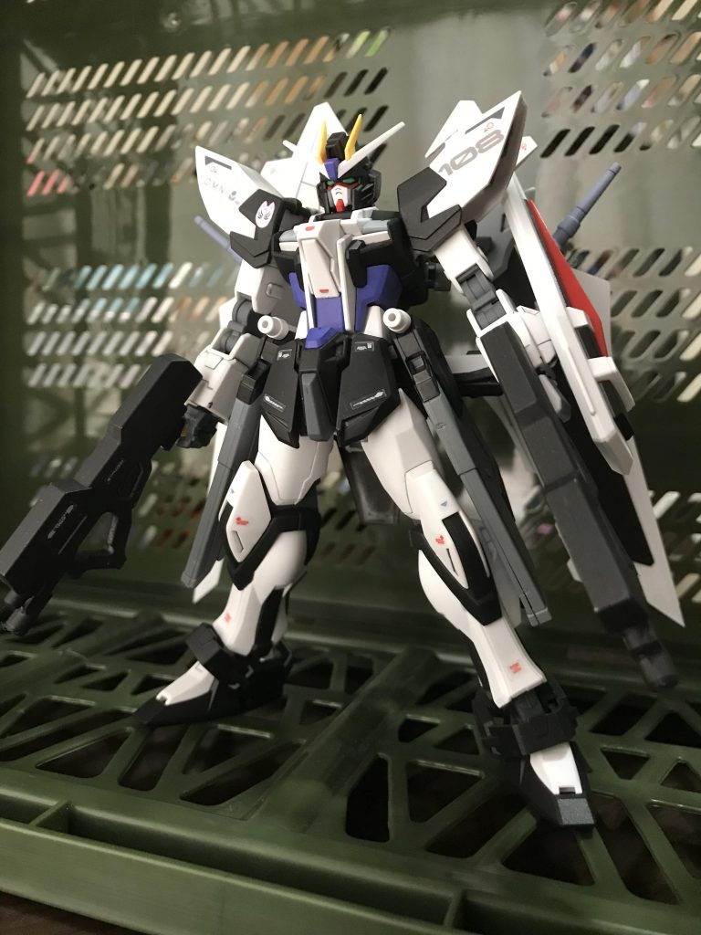 ストライクノワール typeR–4枚目/制作者:真樹京介