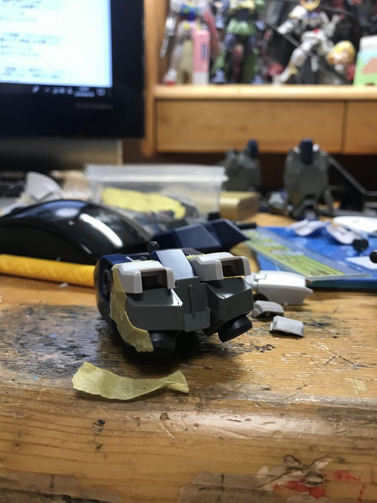 背中のバックパックの接続位置変更して