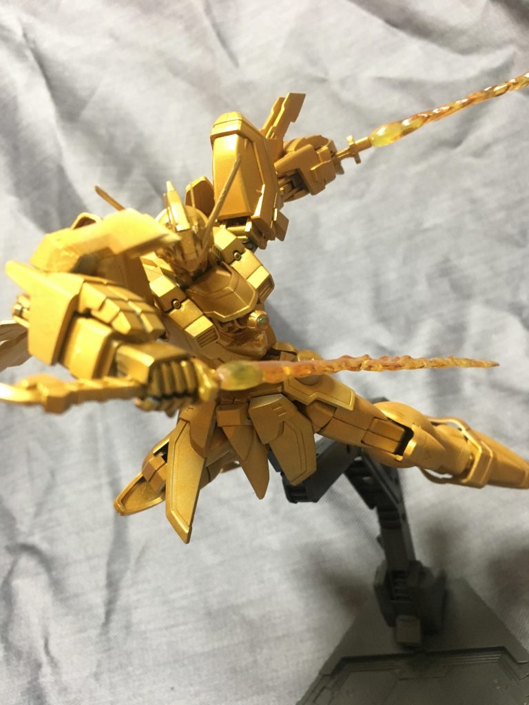 燃えるようなビームエフェクト、日本刀に近いグリップここお気に入り