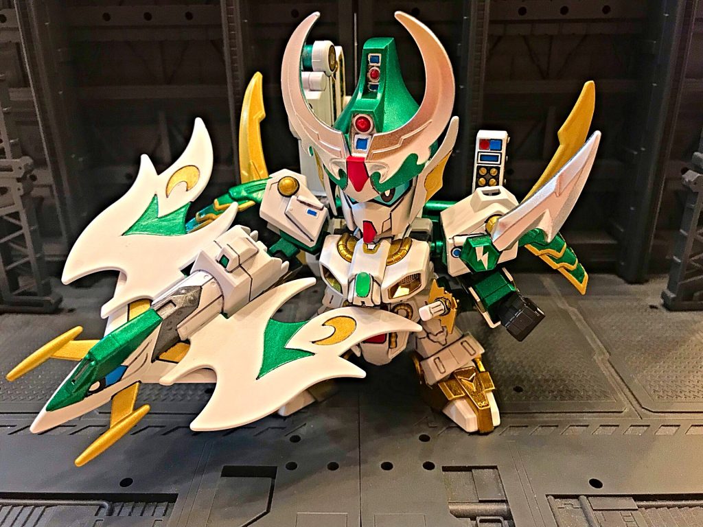 二代目大将軍の生まれ変わりということで、色違いのフェニックスも用意してみました。