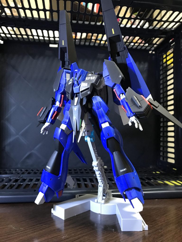 ロンドベル治安維持遊撃部隊発足に伴い「手っ取り早く数を揃える」
という上層部の方針により
グリプス戦役終盤に撃沈したジュピトリス残骸において回収した2機のメッサーラのうちの一つ。
という妄想であります。