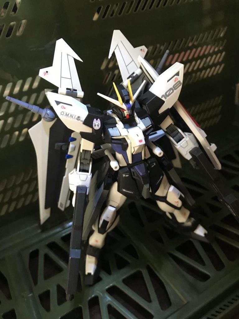 ストライクノワール typeR–4枚目/制作者:真樹京介