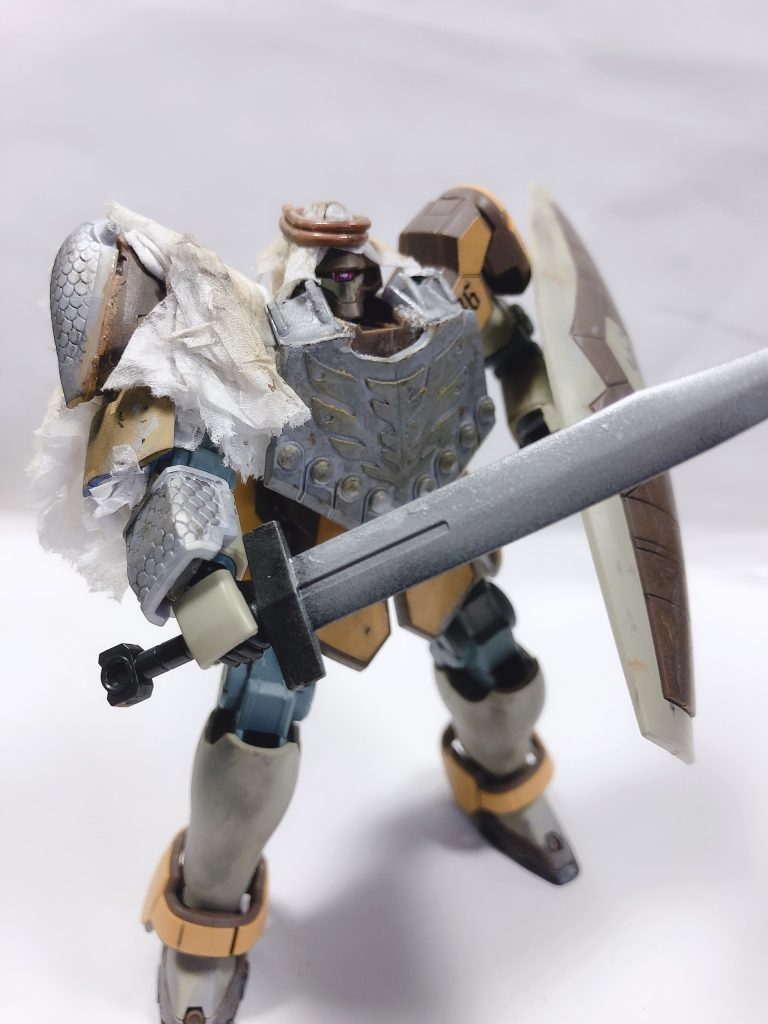 そして右腕にガンダニュウム合金製の装甲を追加し防御性を上昇させました。