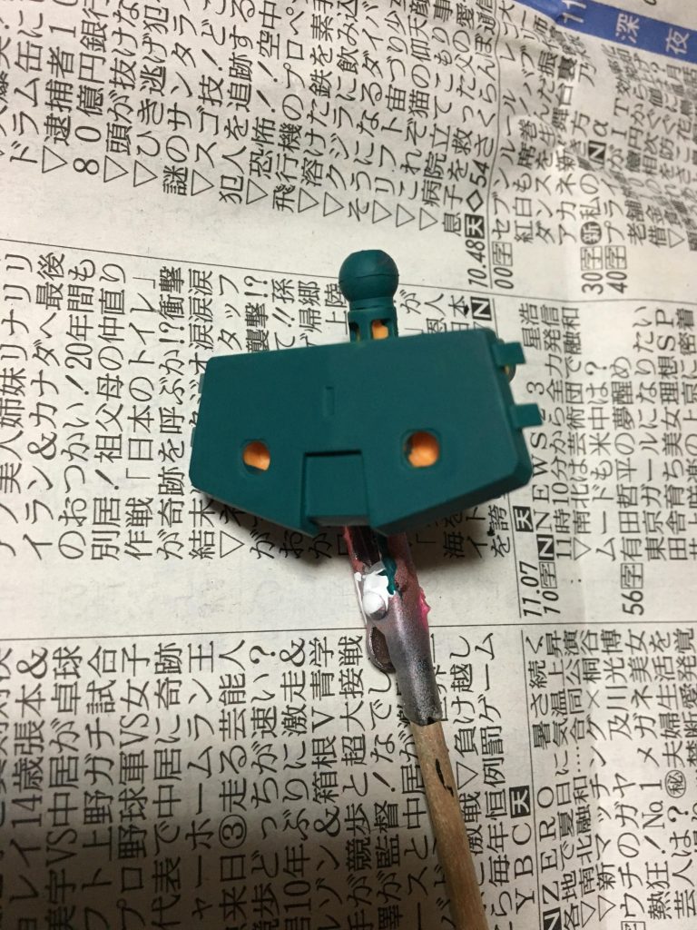 使用した塗料
緑部は水性ホビーカラーアクリジョンベースカラーグリーンを下地にし中島色
水性ホビーカラー艶消し黒
水性ホビーカラーカーキ
です