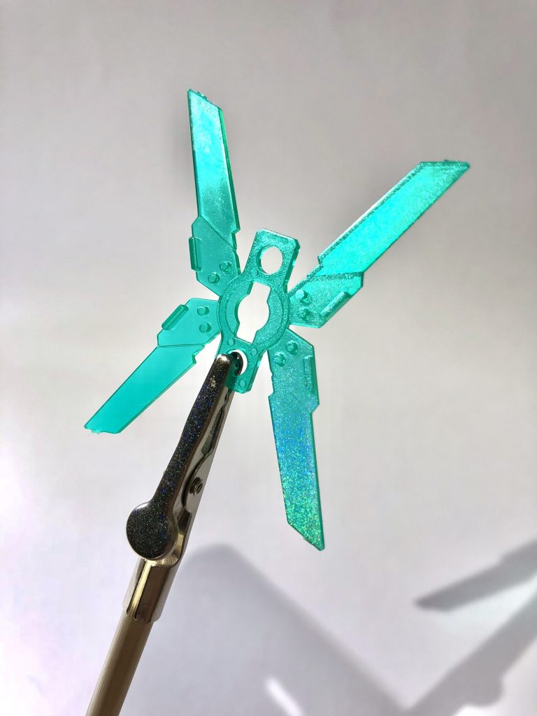 テストピース。右が塗装した状態。