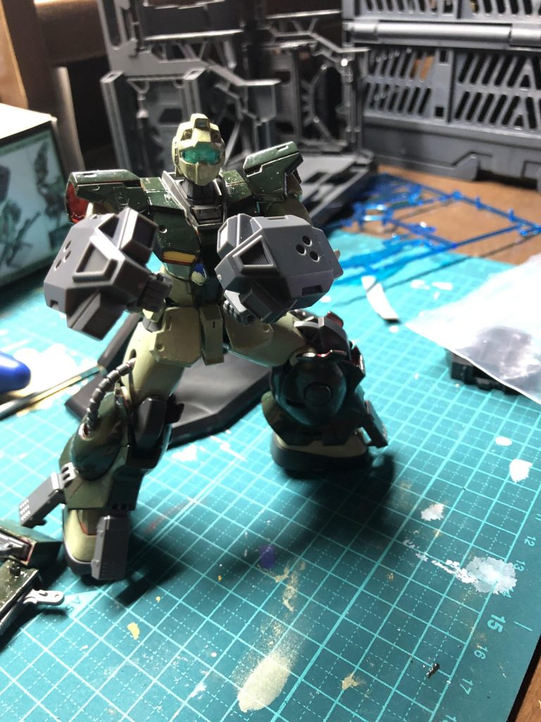 装備をパージして格闘スタイル