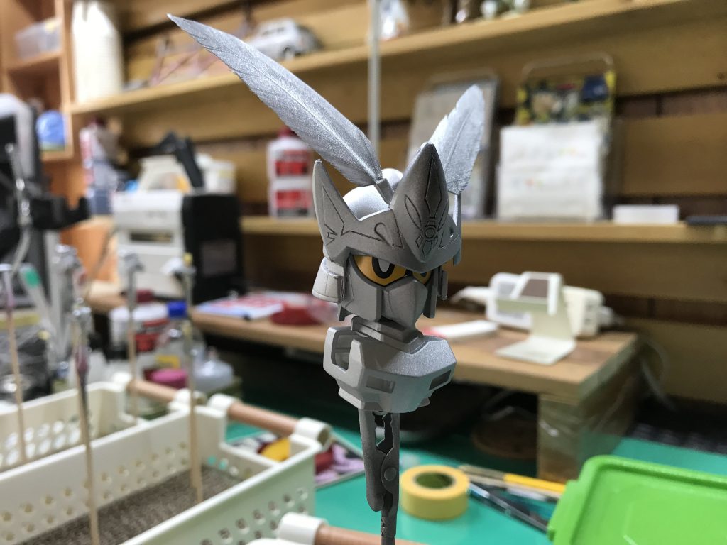 羽飾り→ガチョウ羽を採用