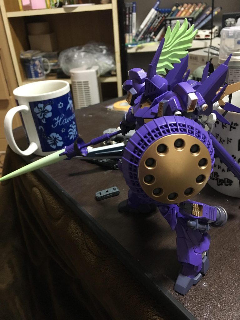 ギャンスロット、シナンジュスタイン、ギャングリーガーのミキシングで作りました（笑）
初のガンダムマーカーエアブラシで塗装しました（笑）
今はエアコンプレッサー買って別のガンプラ作ってます