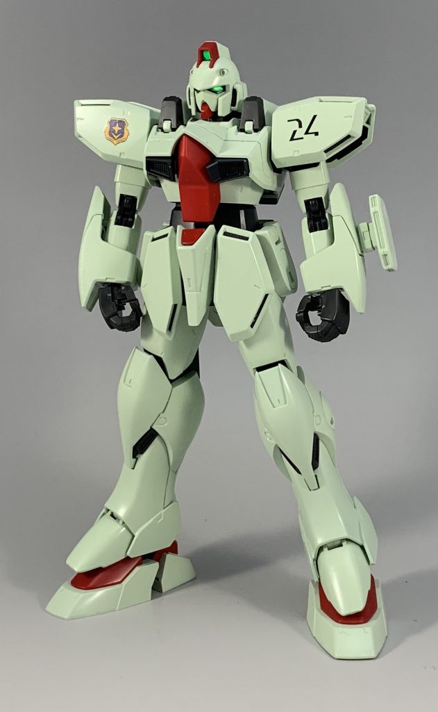 デカールはキャンペーンの物から宇宙艦隊用を。ナンバーはどうやら連邦、リガ・ミリティアで共用っぽいので敢えてそのまま。