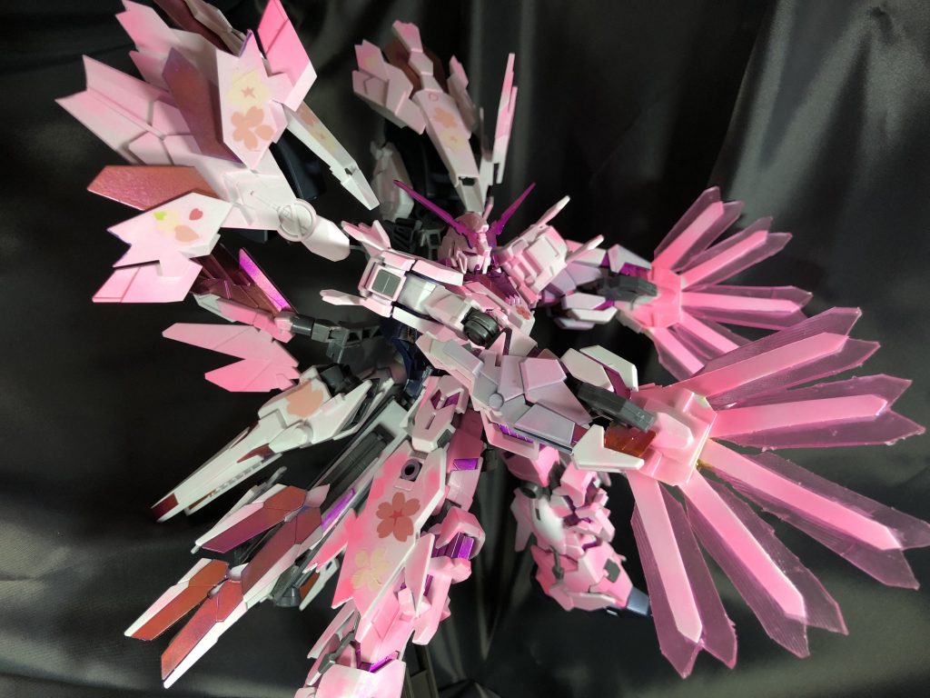 オリジナル武器で100均のお湯プラとプラ板で扇子風の近接武器を作りました!お湯プラはゴムみたいに柔らかいので武器作成ではちょっと不向きでした( ̄▽ ̄;)