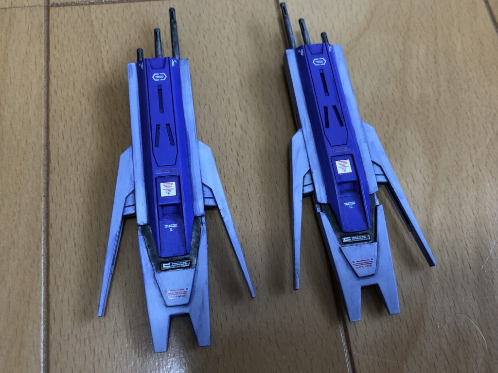 ヴィダールのサイドアーマーは
大型でカッコいいのですが
やはりノーマルだと
パーツの間延び感が否めなかったので
穴開けとディテールアップで解決！
その他ヴィダールライフル一部
スクラッチや肩部、腰部の
パーツ分割、穴開けなど
沢山手を掛けて仕上げてます