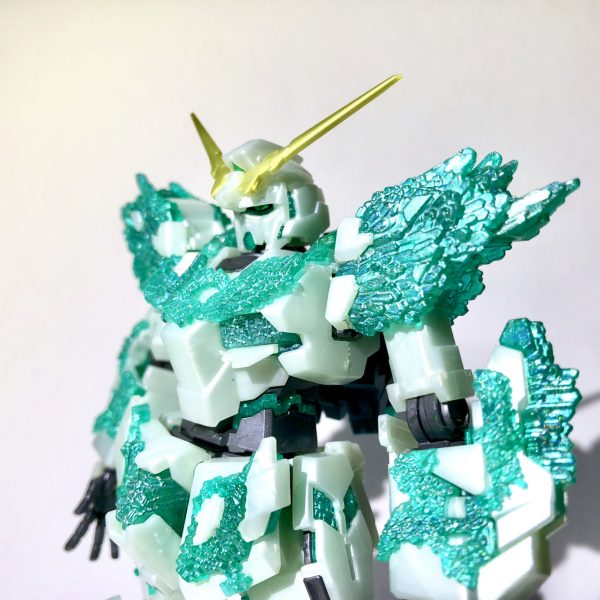 ユニコーンガンダム(光の結晶体)