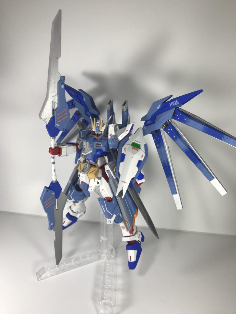 アンビデクストラスフォーム
アメストフリのサーベルを使用しているので、ソードインパルスのエクスカリバーのように連結が可能です。