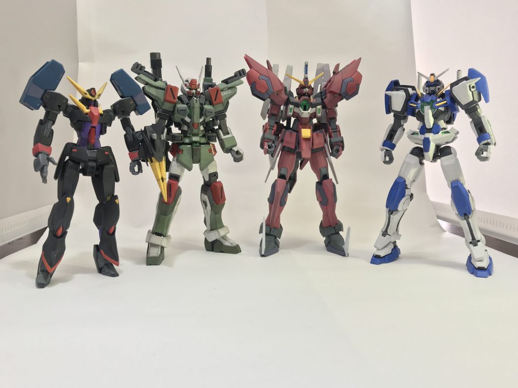 クルーゼ隊の4機が揃いました^ ^
他の GN兵器 もよろしくお願いします！