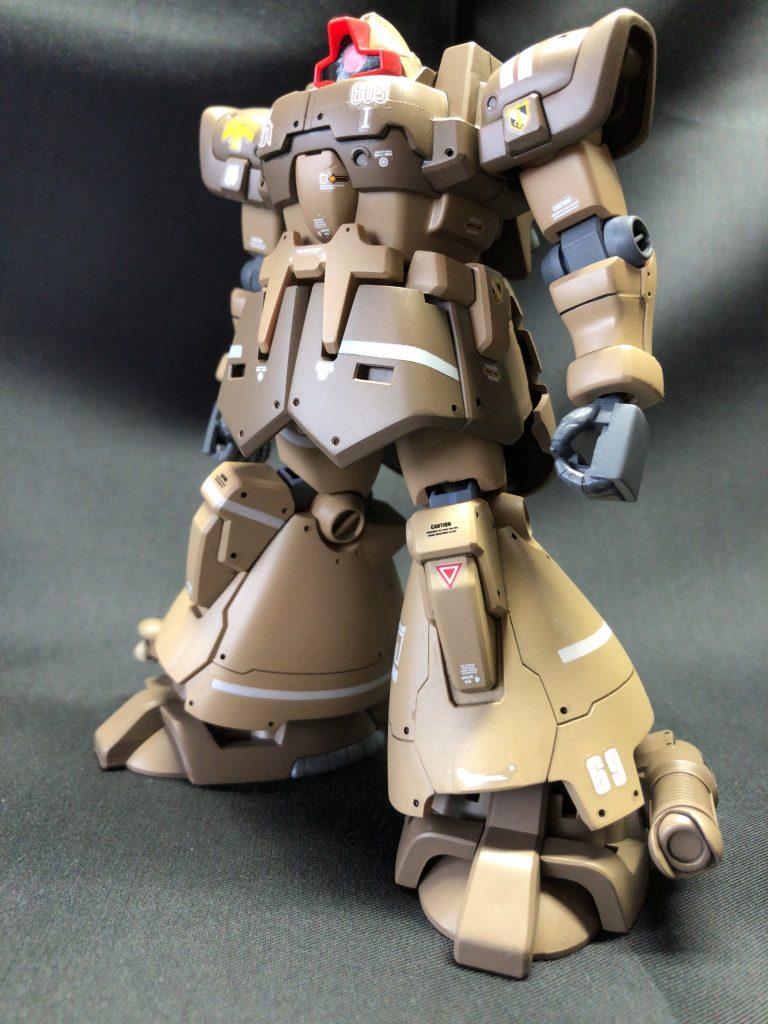 白いラインを塗装でトライしてみました