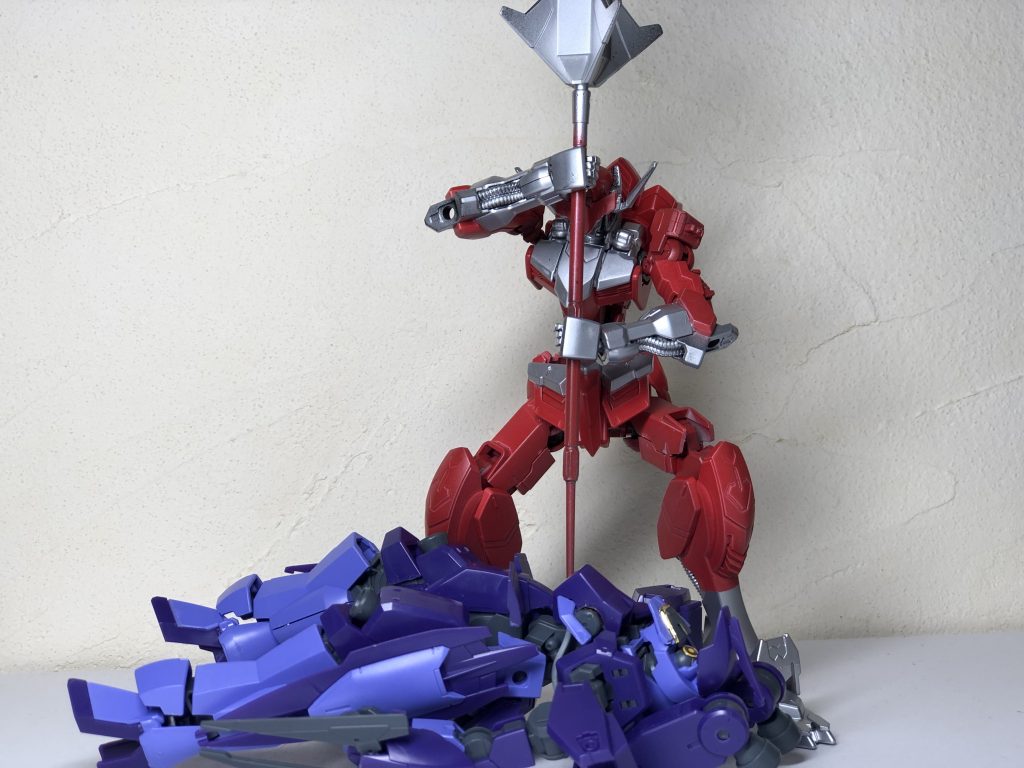 ガンダム赤いアイツ–4枚目/制作者：タビカス